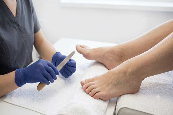Nails cut & File(Feet)